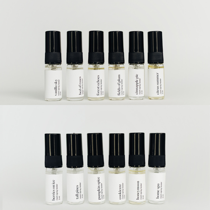 Discovery Set Full Collection Omahteka cu toate cele 12 mini sticluțe de parfum de cameră de 3ml, colecția completă de eșantioane pentru a descoperi toate aromele disponibile.